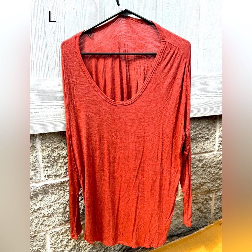 Women's Rust Top